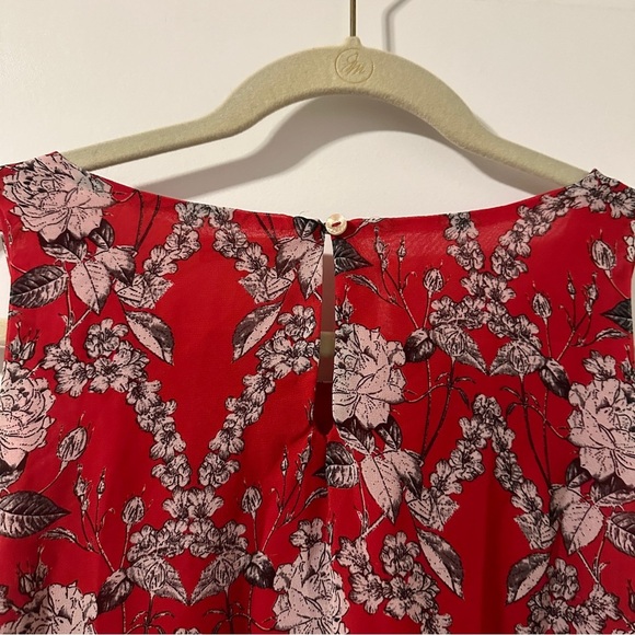 Max Studio Red Floral Keyhole Back Tank Top Women’s Size Large Spring Feminine - Picture 9 of 13